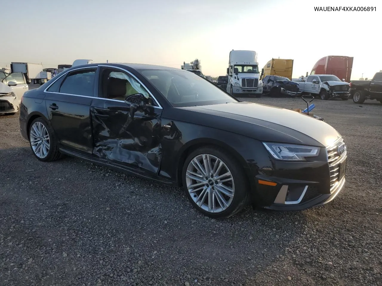 2019 Audi A4 Premium Plus VIN: WAUENAF4XKA006891 Lot: 61727104