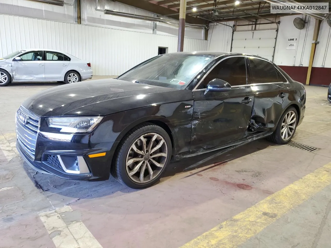 2019 Audi A4 Premium VIN: WAUDNAF4XKA012847 Lot: 69702174