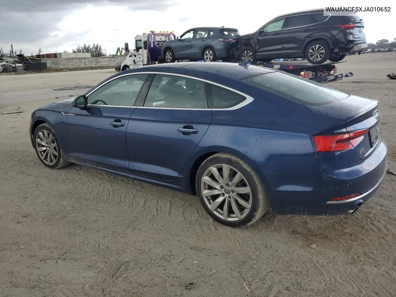 WAUANCF5XJA010652 2018 Audi A5 Premium