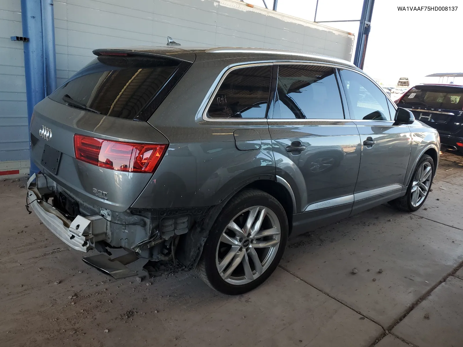 WA1VAAF75HD008137 2017 Audi Q7 Prestige