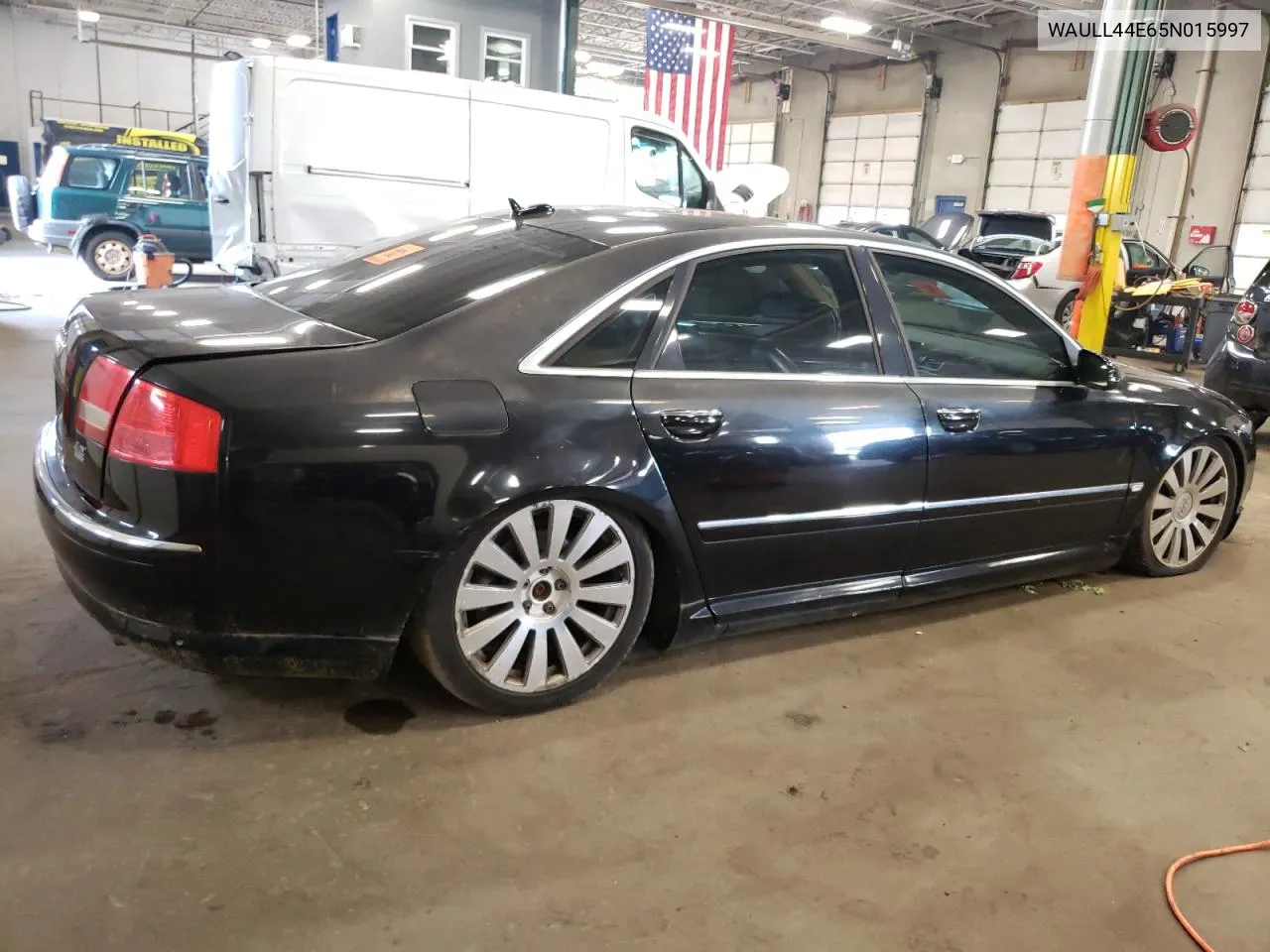 2005 Audi A8 4.2 Quattro VIN: WAULL44E65N015997 Lot: 66192354