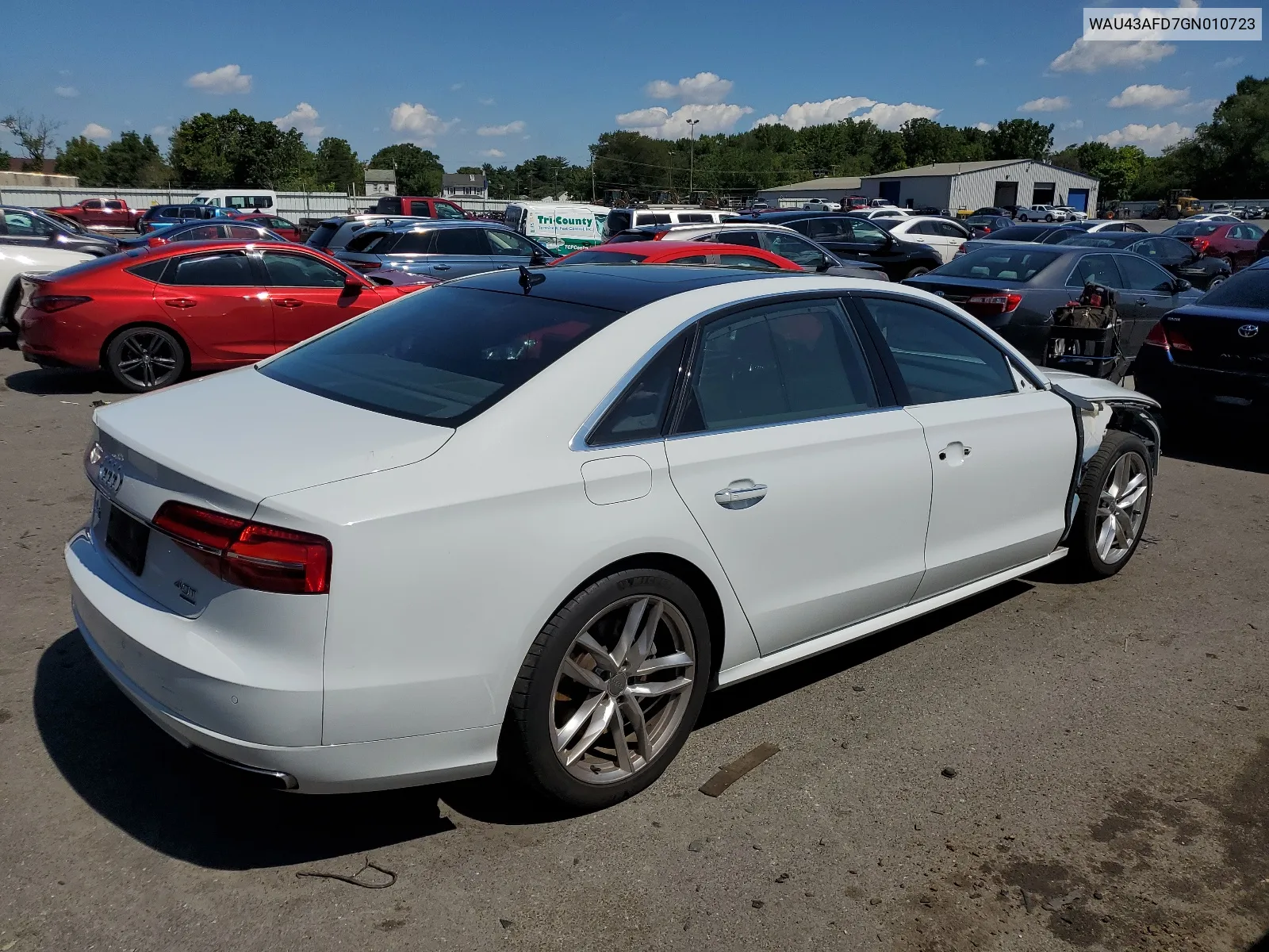 WAU43AFD7GN010723 2016 Audi A8 L Quattro