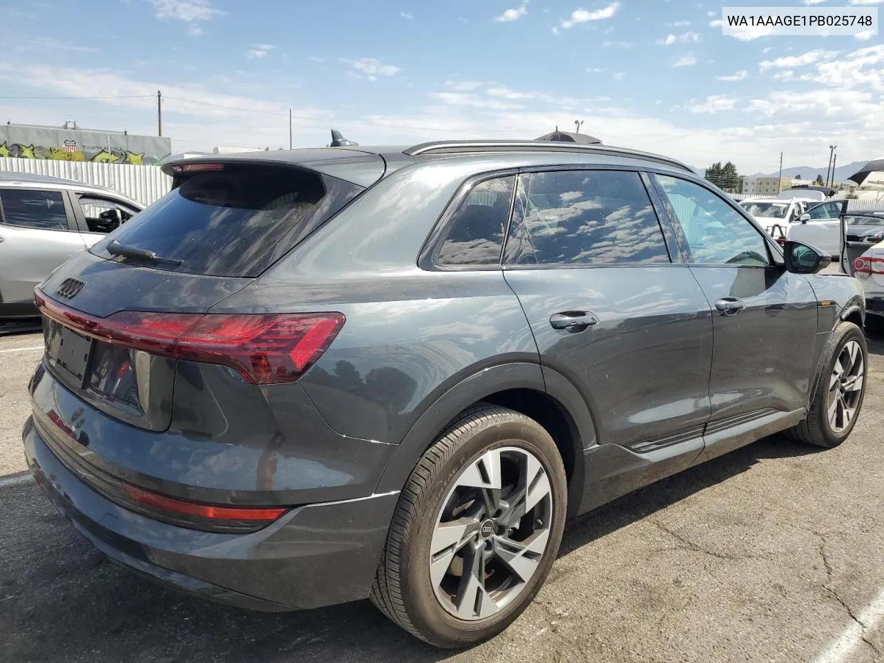 WA1AAAGE1PB025748 2023 Audi E-Tron Premium