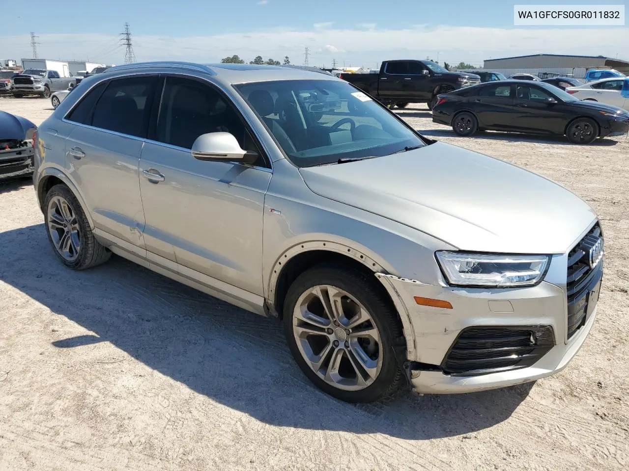 WA1GFCFS0GR011832 2016 Audi Q3 Prestige