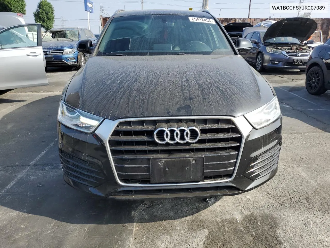 WA1BCCFS7JR007089 2018 Audi Q3 Premium