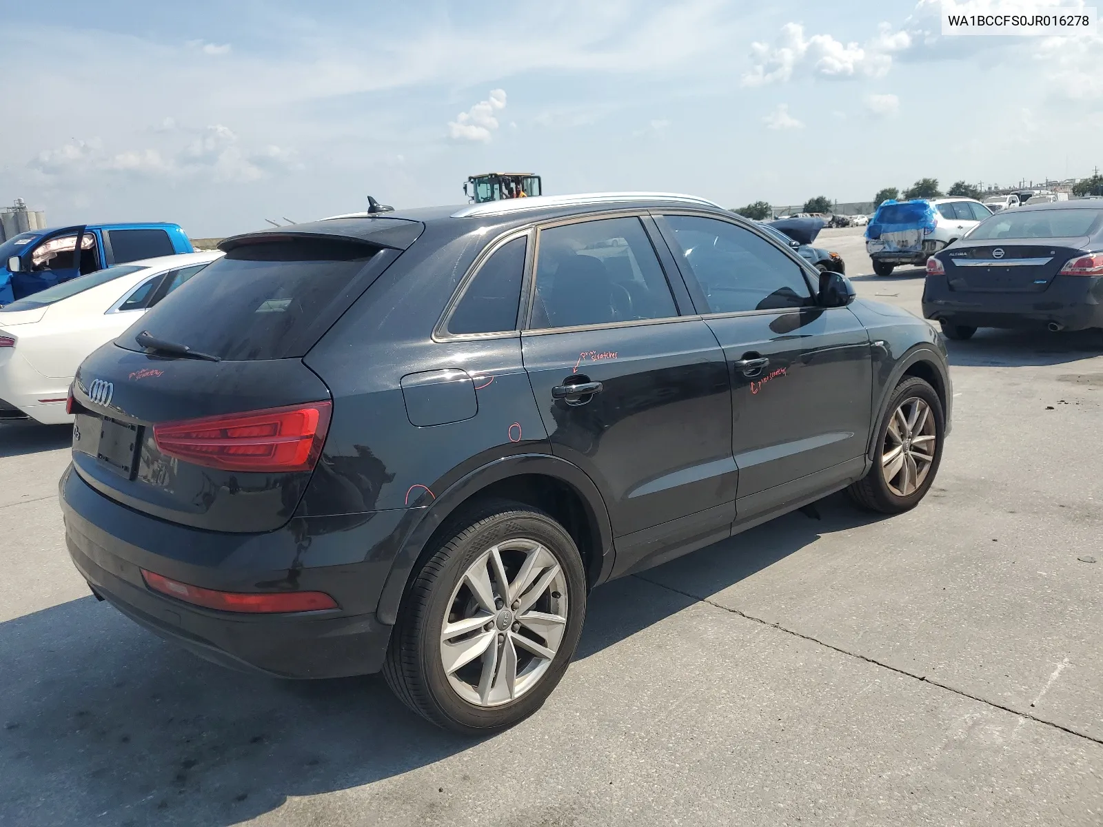 WA1BCCFS0JR016278 2018 Audi Q3 Premium