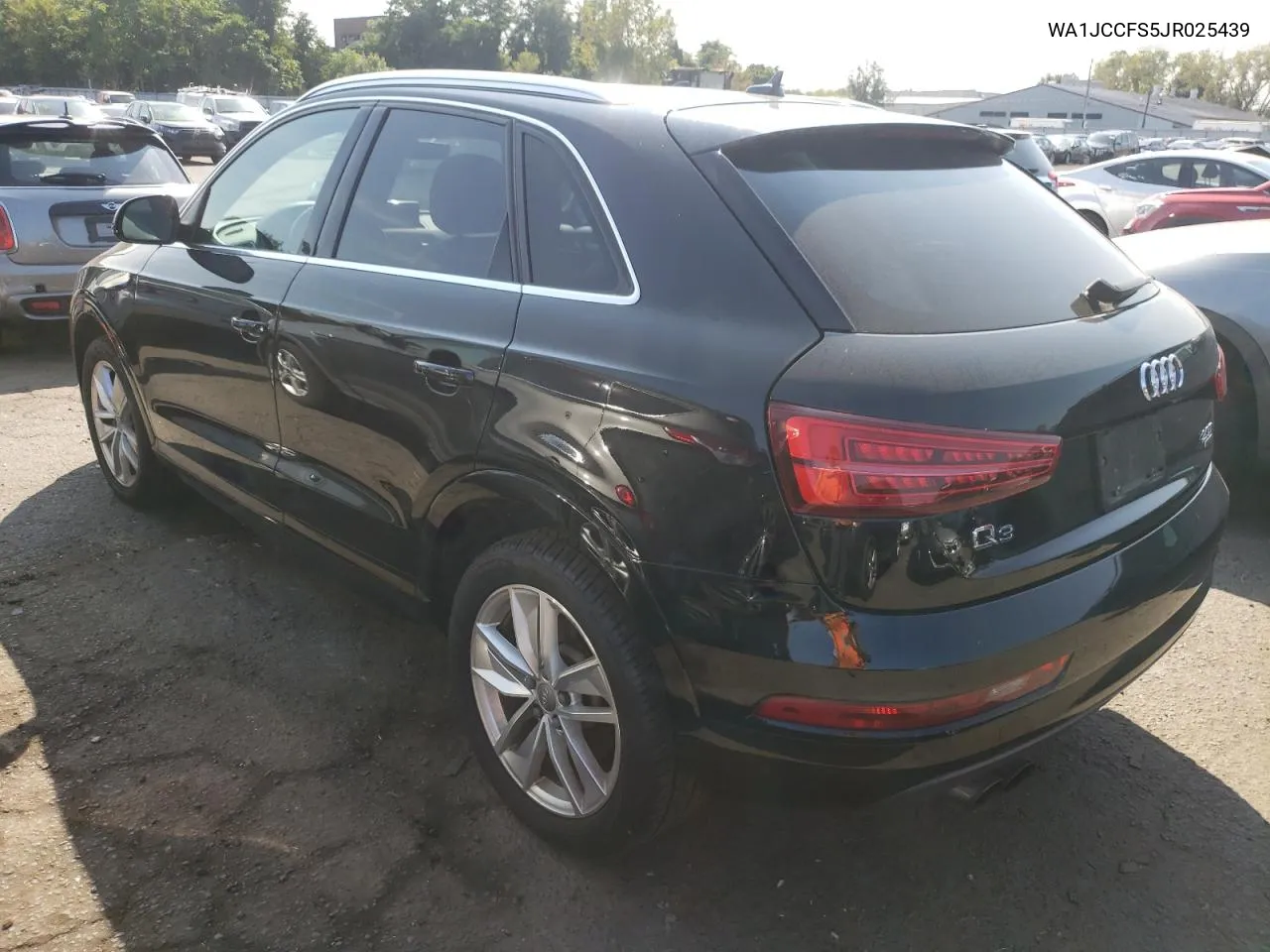 WA1JCCFS5JR025439 2018 Audi Q3 Premium Plus