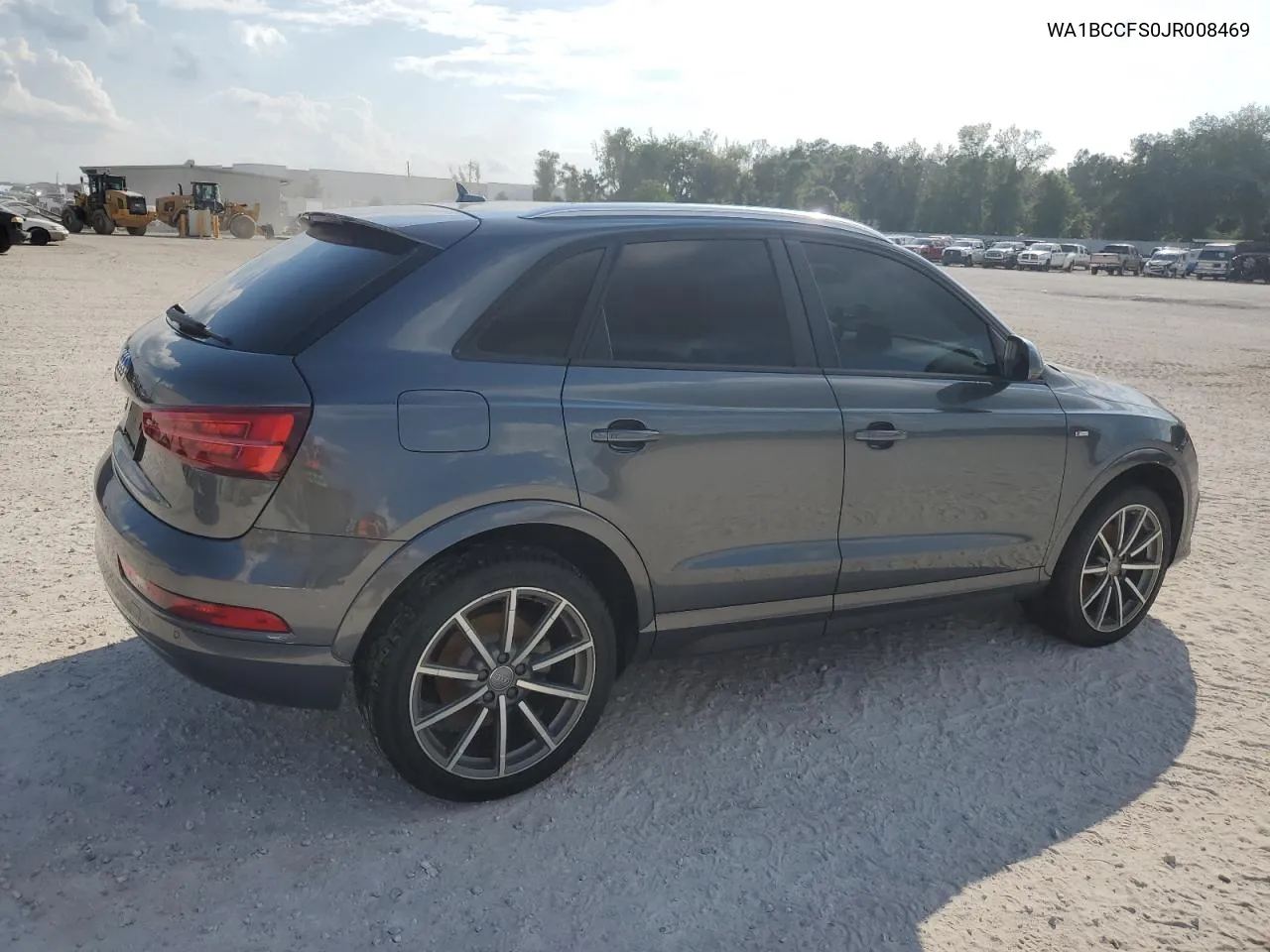 WA1BCCFS0JR008469 2018 Audi Q3 Premium