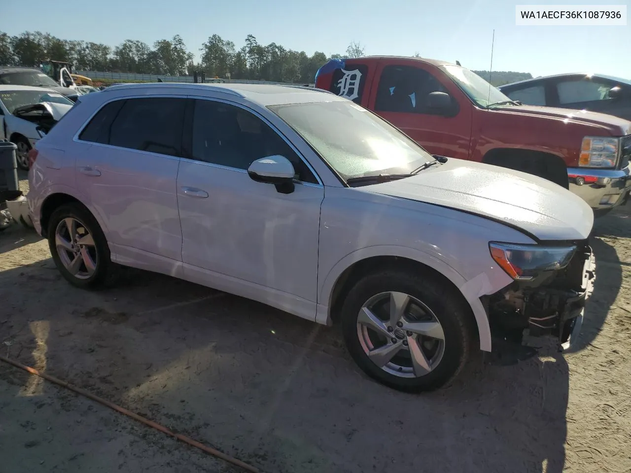 WA1AECF36K1087936 2019 Audi Q3 Premium