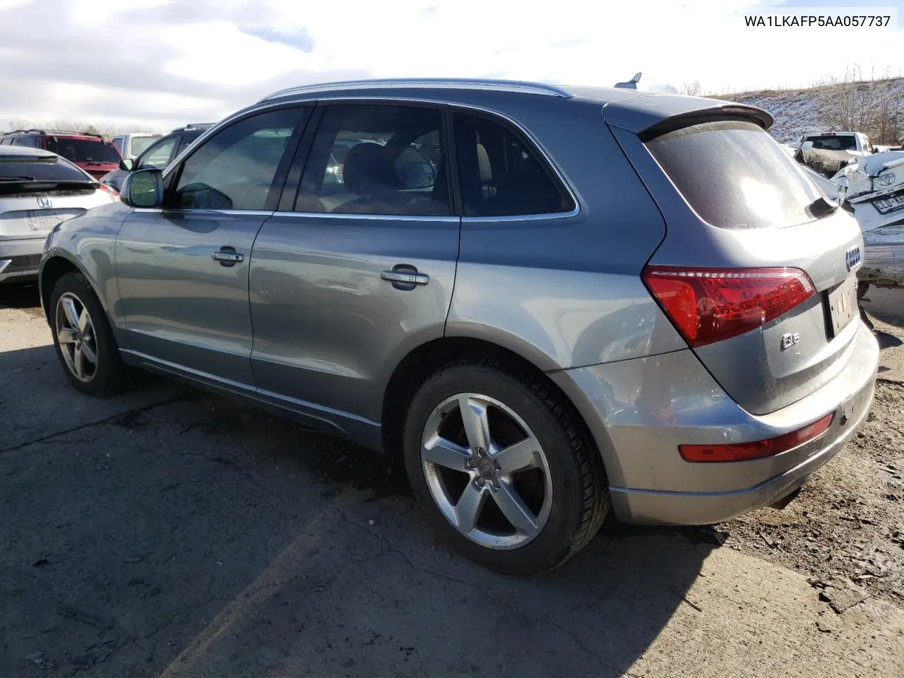 2010 Audi Q5 Premium Plus VIN: WA1LKAFP5AA057737 Lot: 42302184