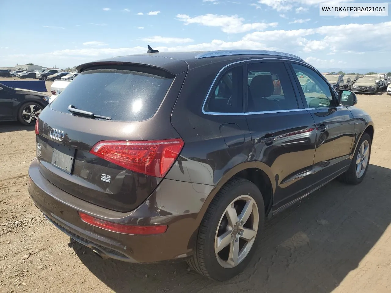 WA1DKAFP3BA021065 2011 Audi Q5 Premium Plus