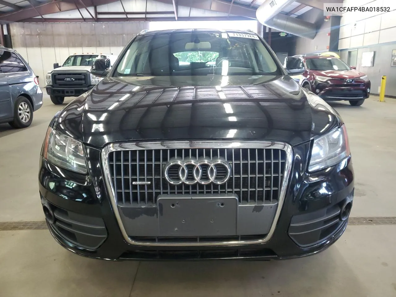 WA1CFAFP4BA018532 2011 Audi Q5 Premium