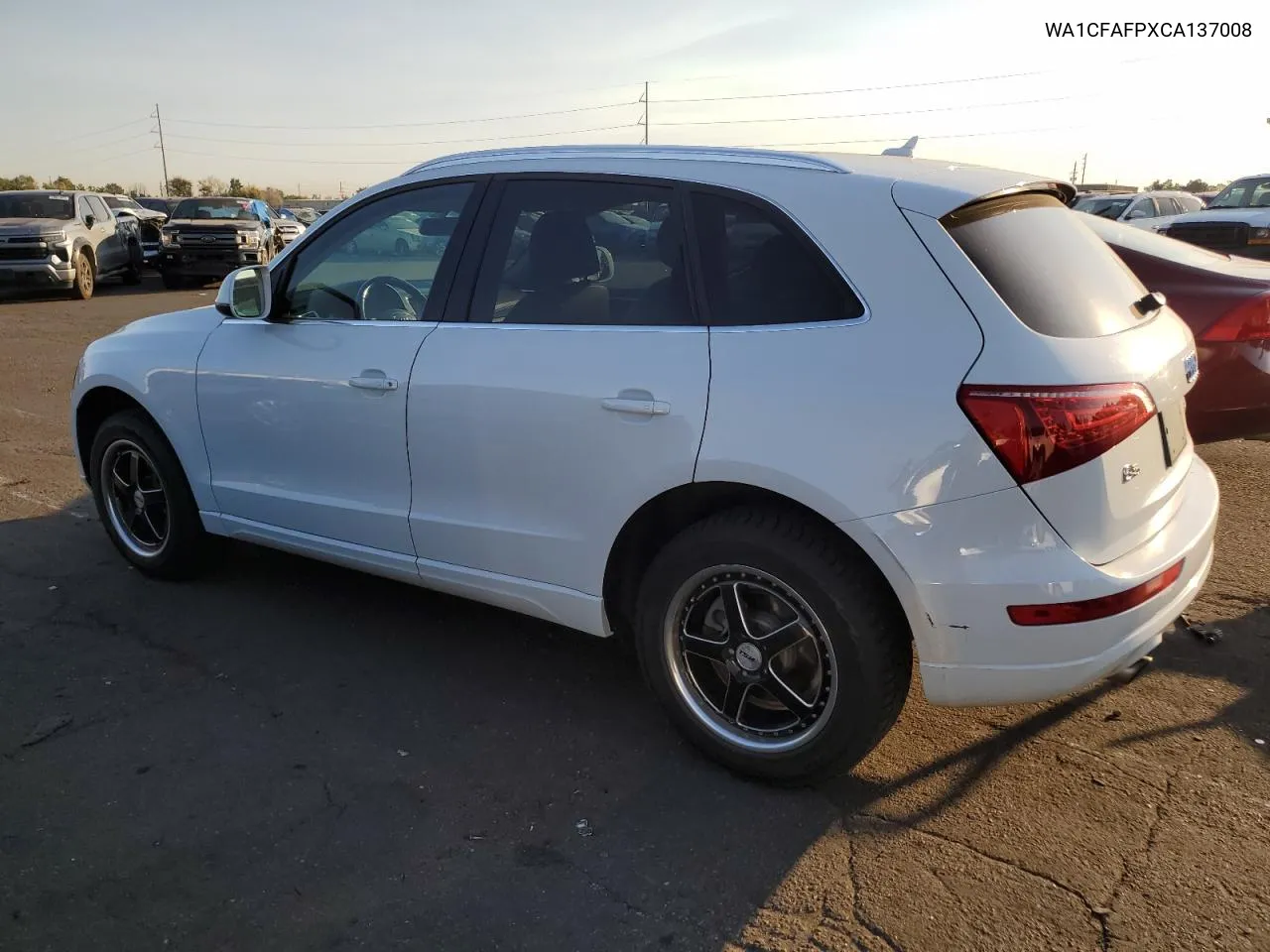 WA1CFAFPXCA137008 2012 Audi Q5 Premium