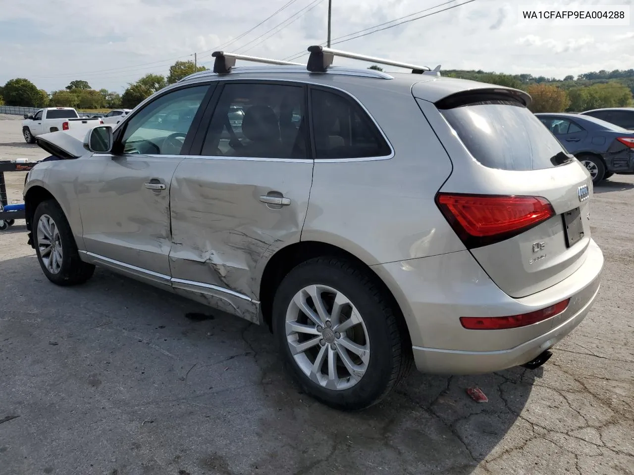 WA1CFAFP9EA004288 2014 Audi Q5 Premium