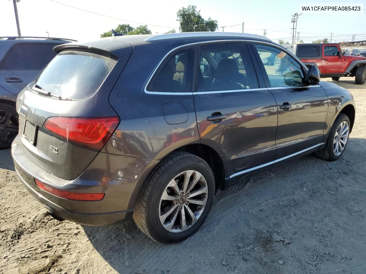 WA1CFAFP9EA085423 2014 Audi Q5 Premium