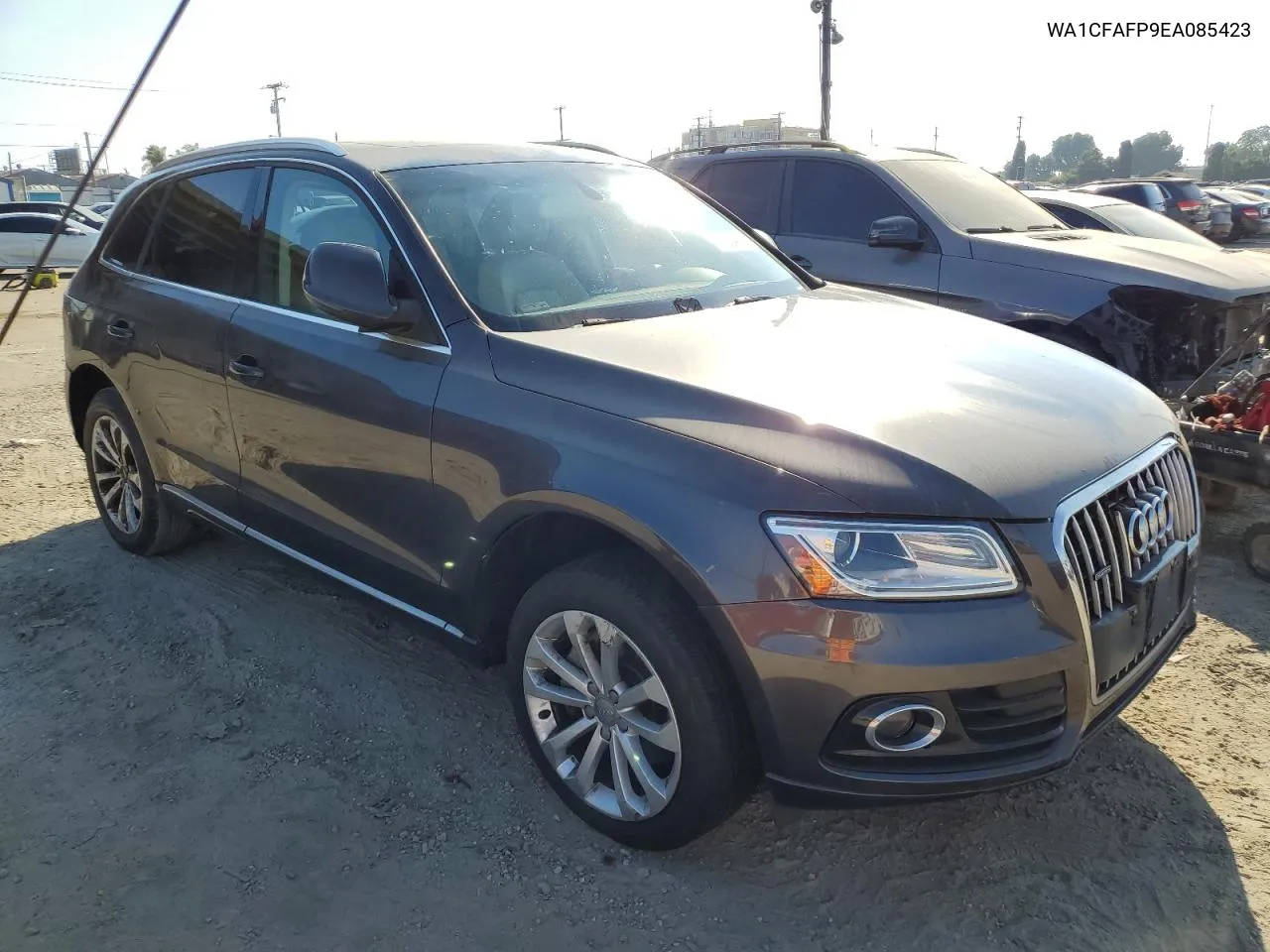 WA1CFAFP9EA085423 2014 Audi Q5 Premium