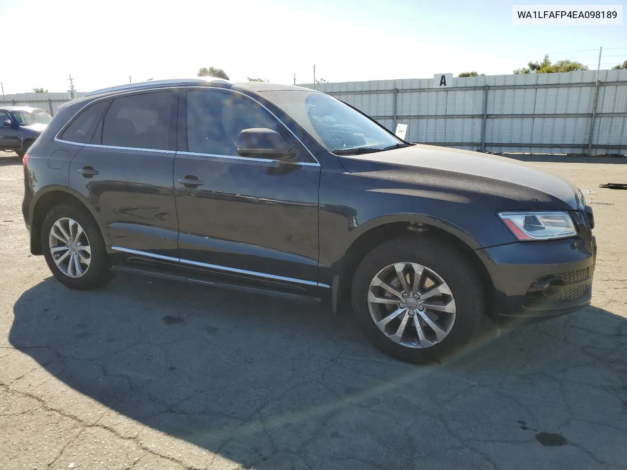 WA1LFAFP4EA098189 2014 Audi Q5 Premium Plus