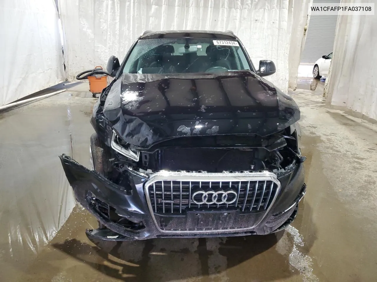 WA1CFAFP1FA037108 2015 Audi Q5 Premium