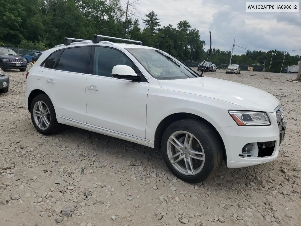 WA1C2AFP8HA098812 2017 Audi Q5 Premium