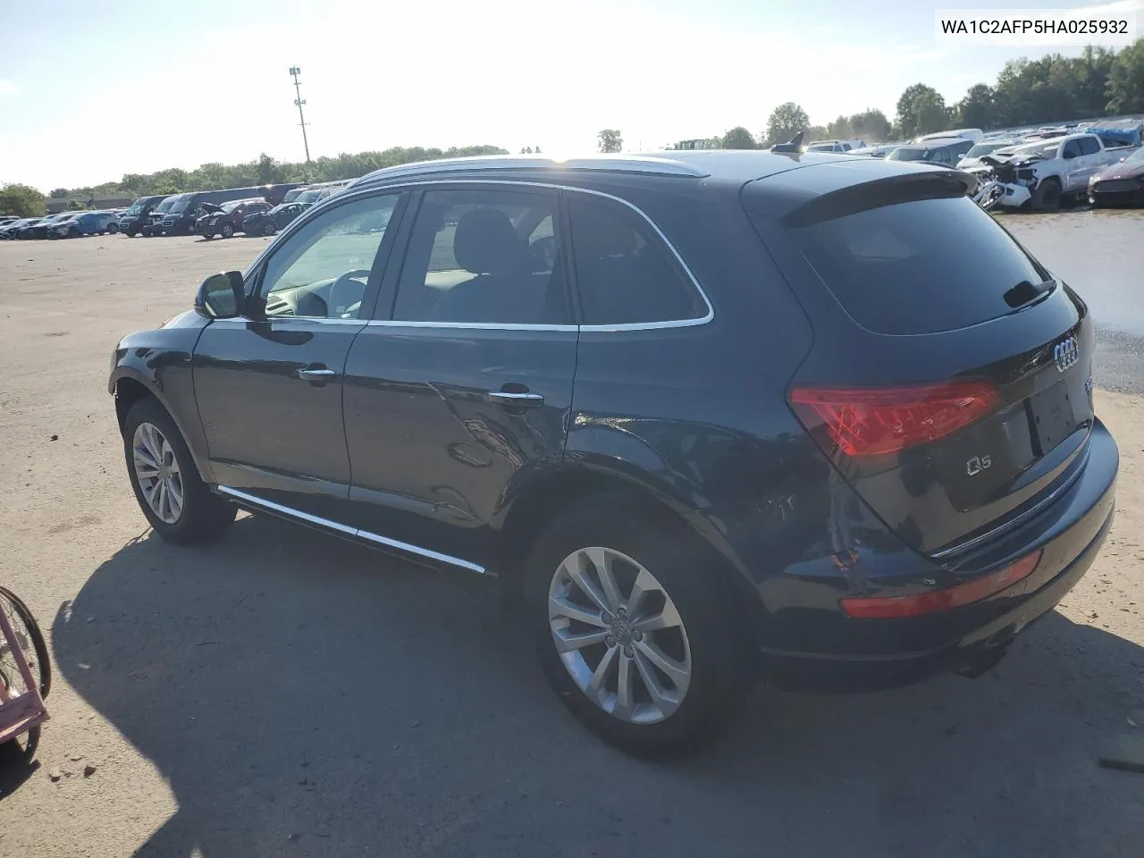 WA1C2AFP5HA025932 2017 Audi Q5 Premium