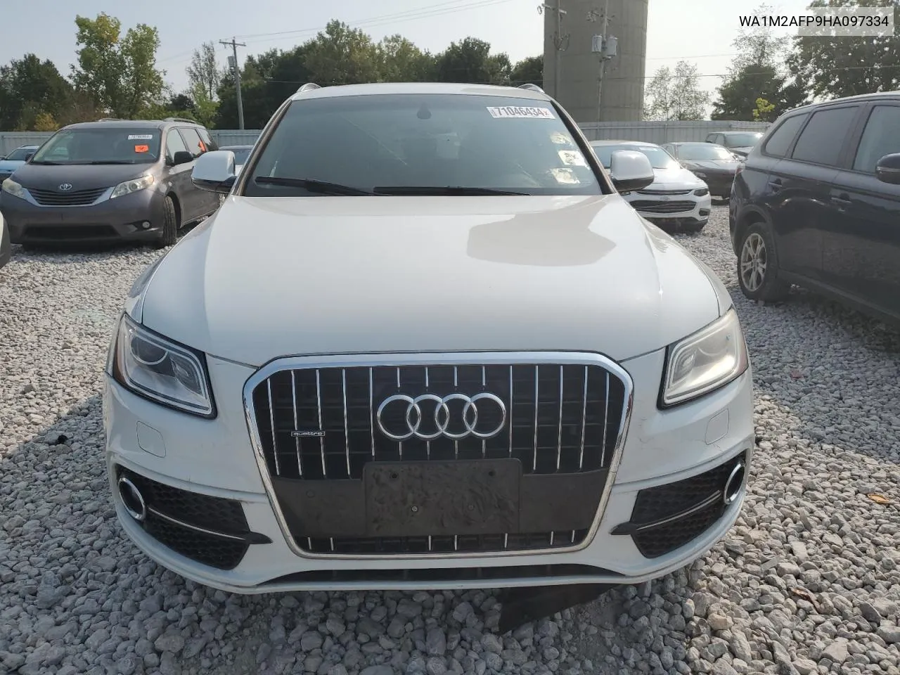 WA1M2AFP9HA097334 2017 Audi Q5 Premium Plus