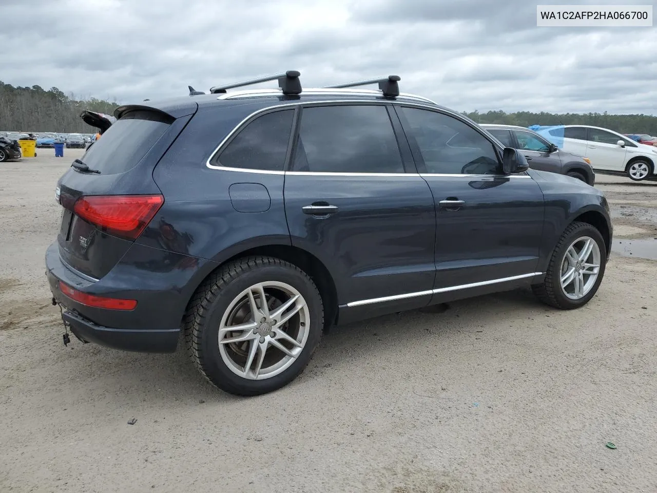 WA1C2AFP2HA066700 2017 Audi Q5 Premium