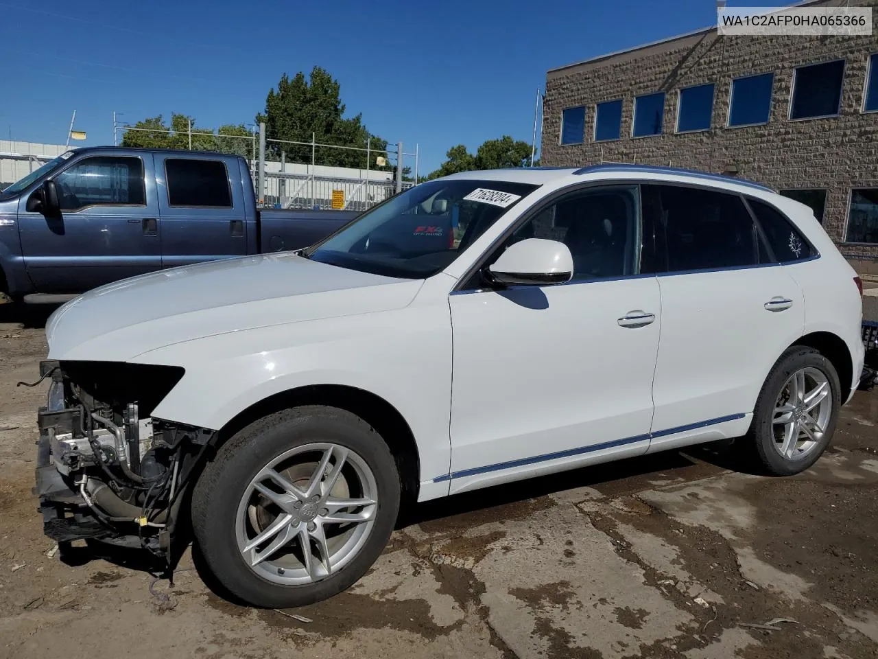 WA1C2AFP0HA065366 2017 Audi Q5 Premium