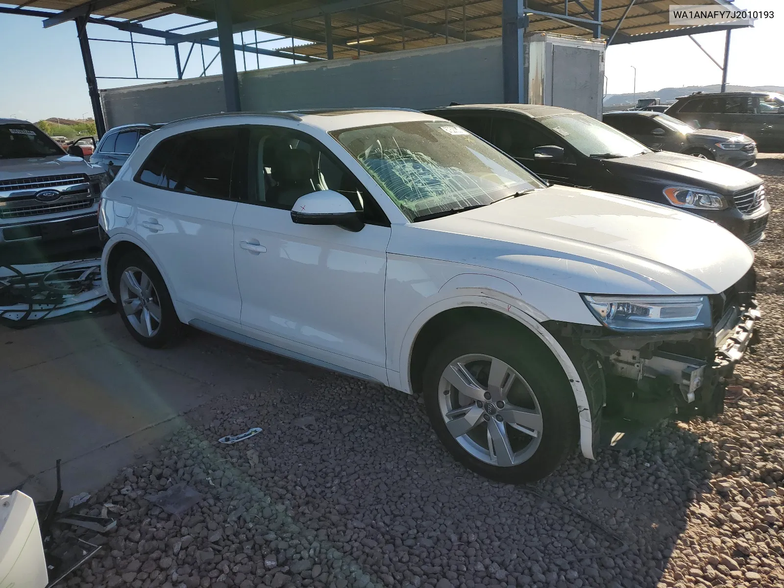 WA1ANAFY7J2010193 2018 Audi Q5 Premium