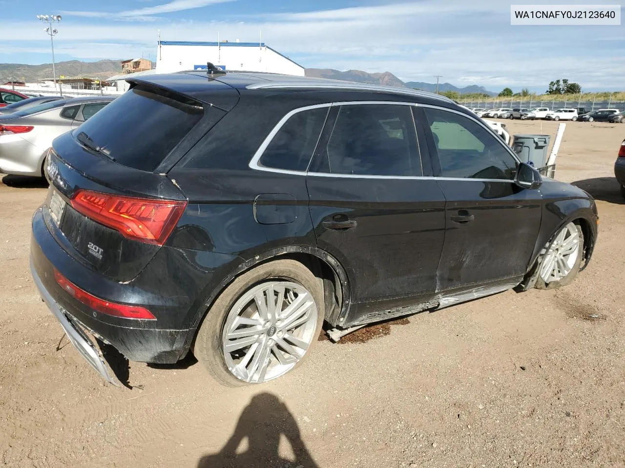 WA1CNAFY0J2123640 2018 Audi Q5 Prestige