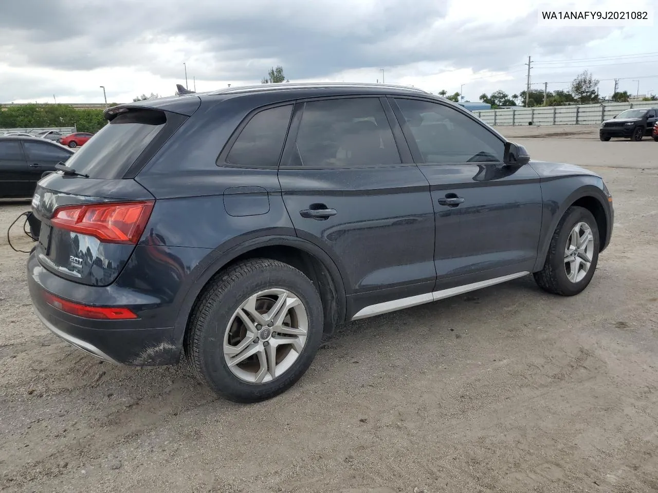 WA1ANAFY9J2021082 2018 Audi Q5 Premium