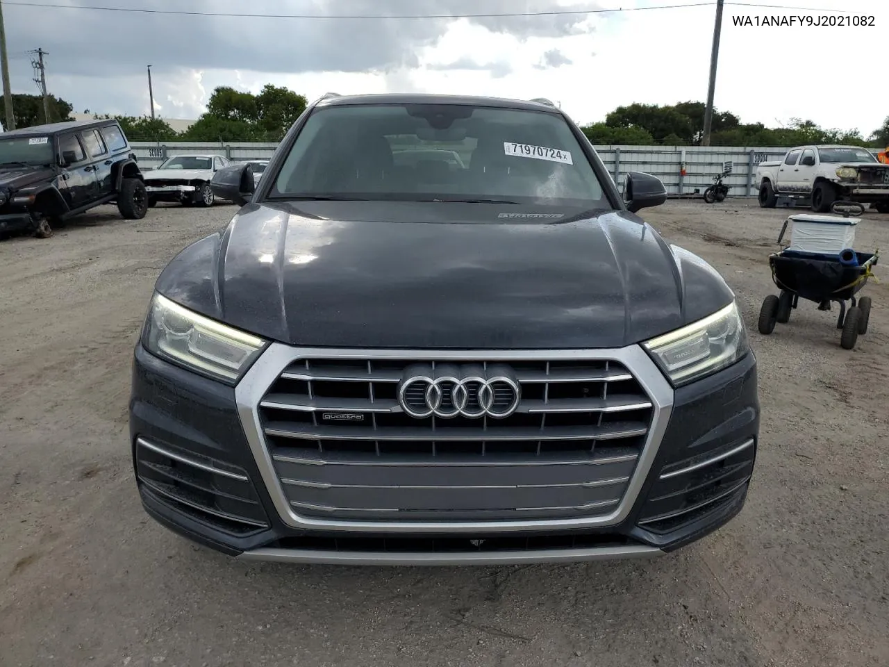 WA1ANAFY9J2021082 2018 Audi Q5 Premium