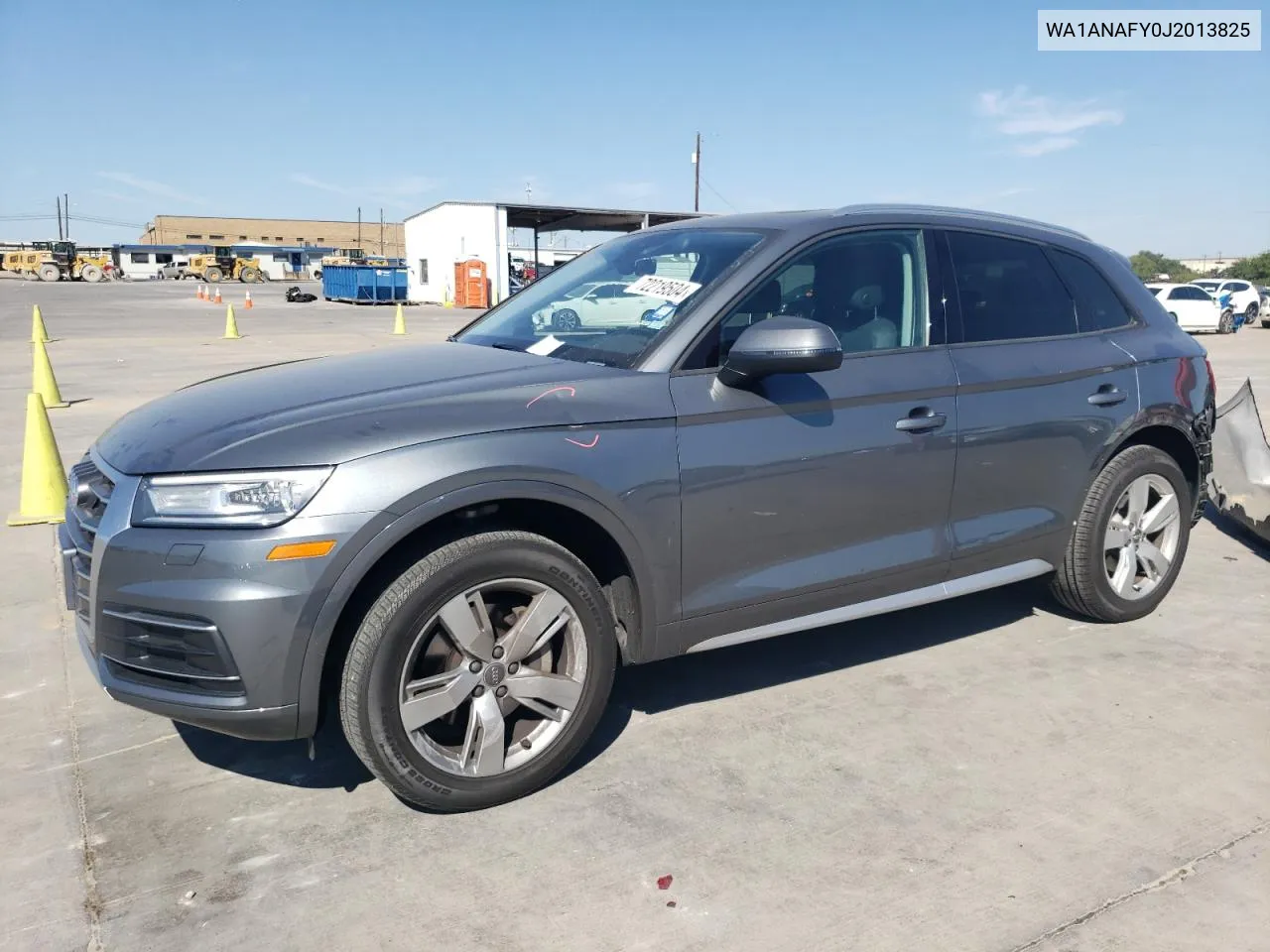 WA1ANAFY0J2013825 2018 Audi Q5 Premium