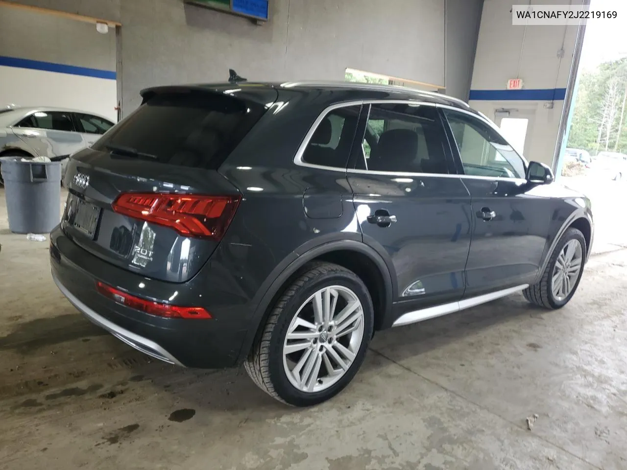 WA1CNAFY2J2219169 2018 Audi Q5 Prestige