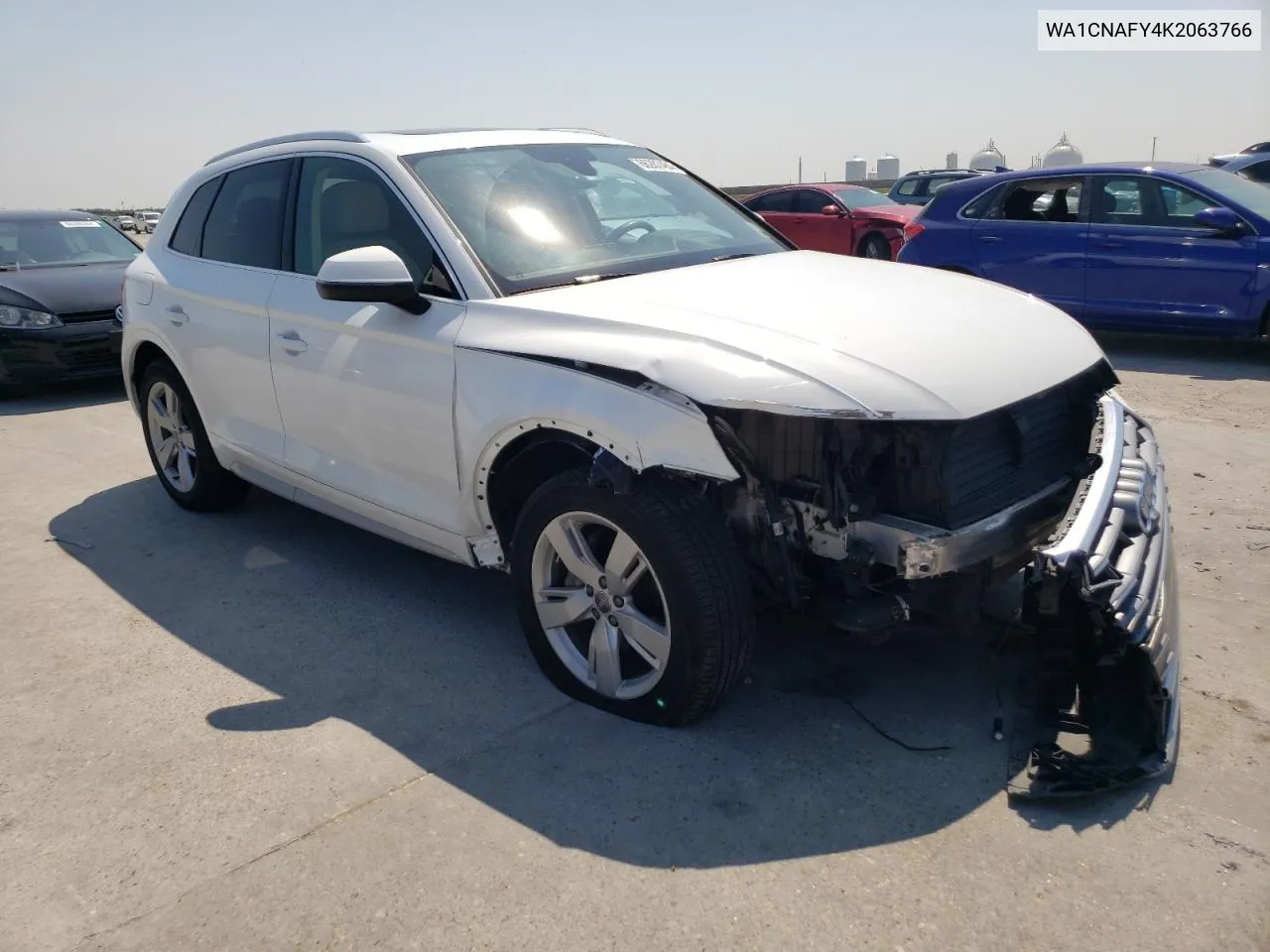 WA1CNAFY4K2063766 2019 Audi Q5 Prestige