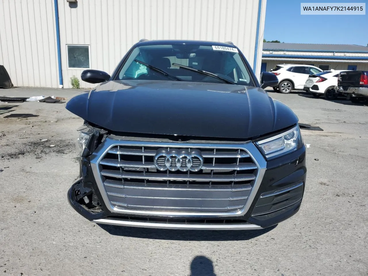 WA1ANAFY7K2144915 2019 Audi Q5 Premium