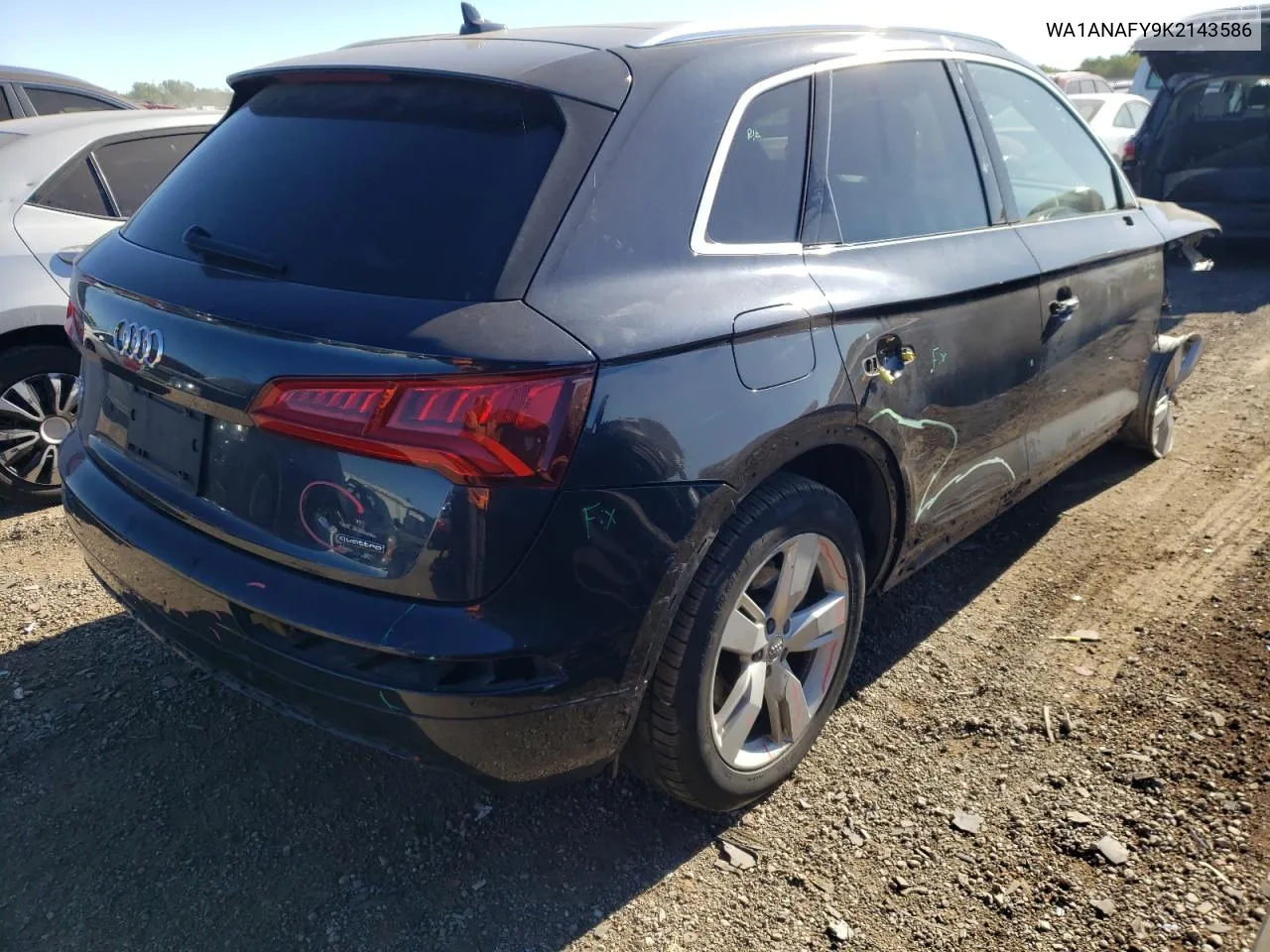 WA1ANAFY9K2143586 2019 Audi Q5 Premium