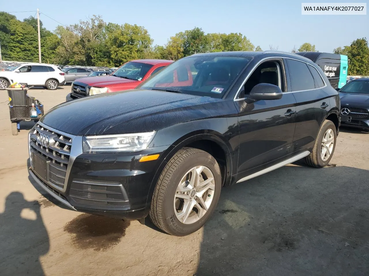 WA1ANAFY4K2077027 2019 Audi Q5 Premium