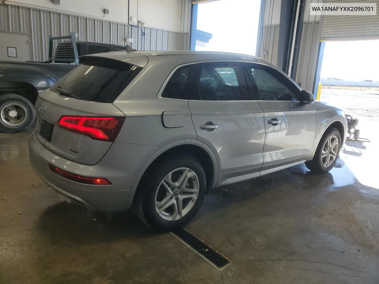 2019 Audi Q5 Premium VIN: WA1ANAFYXK2096701 Lot: 73716914