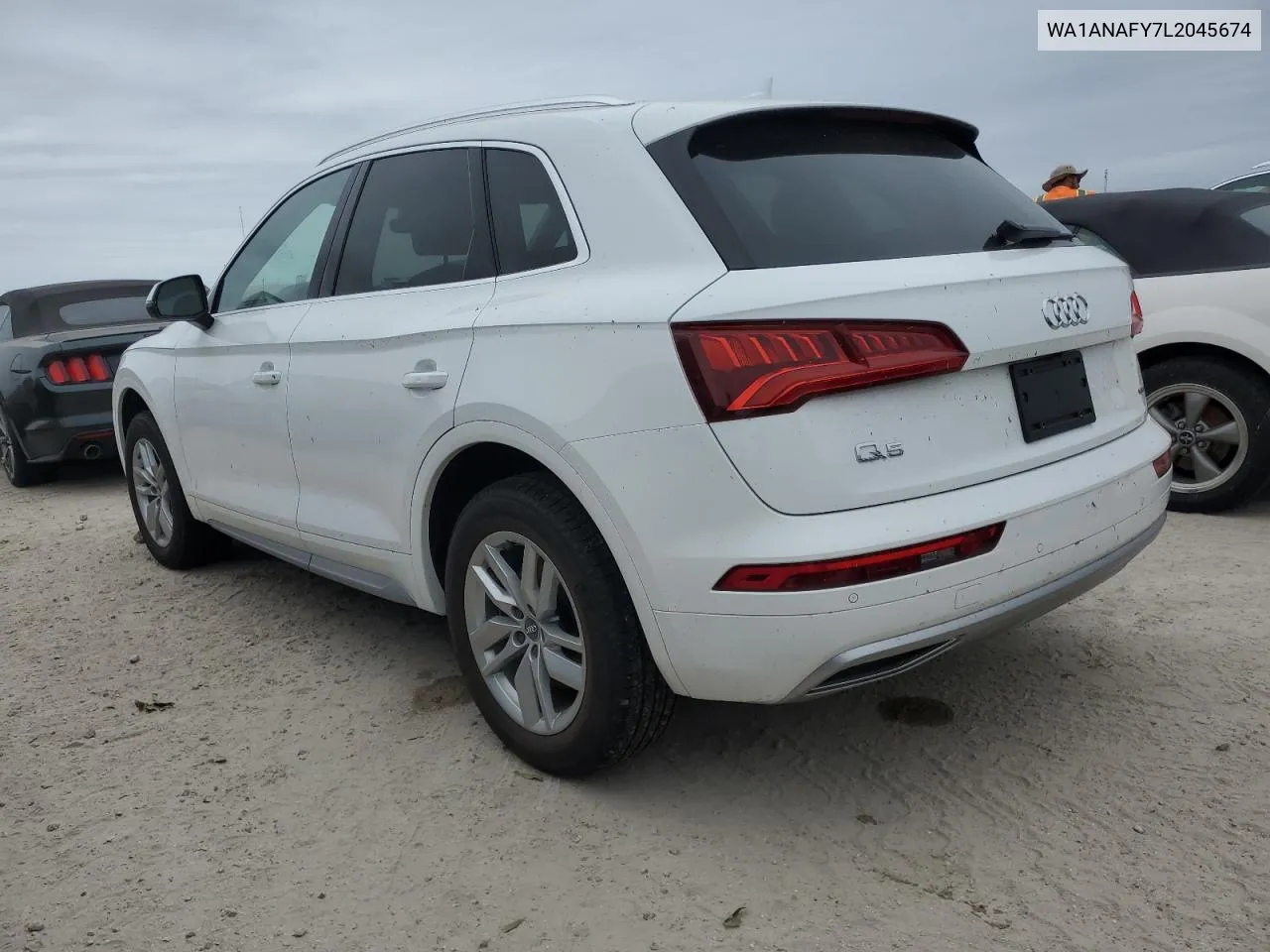 2020 Audi Q5 Premium VIN: WA1ANAFY7L2045674 Lot: 75092504