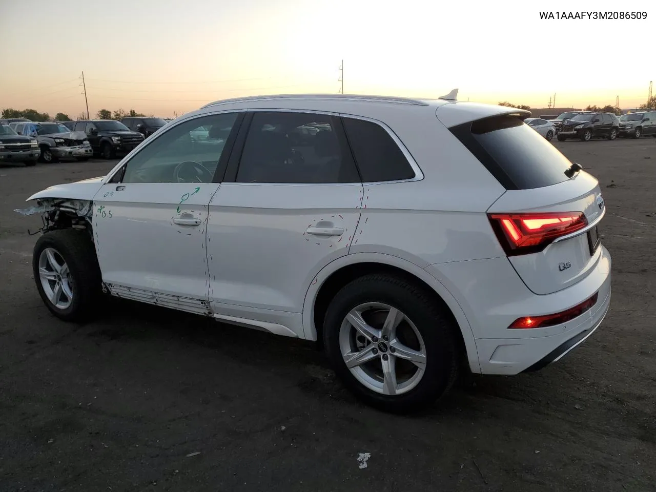 WA1AAAFY3M2086509 2021 Audi Q5 Premium