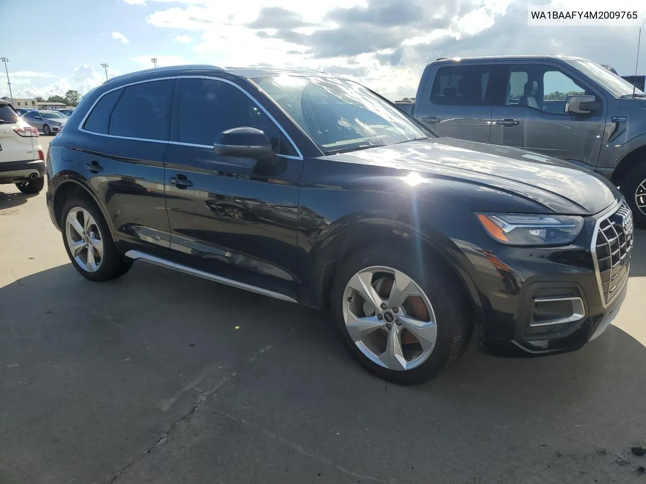 WA1BAAFY4M2009765 2021 Audi Q5 Premium Plus