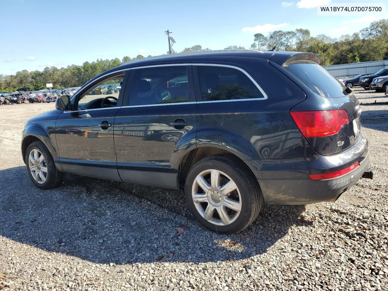 2007 Audi Q7 3.6 Quattro Premium VIN: WA1BY74L07D075700 Lot: 80607954