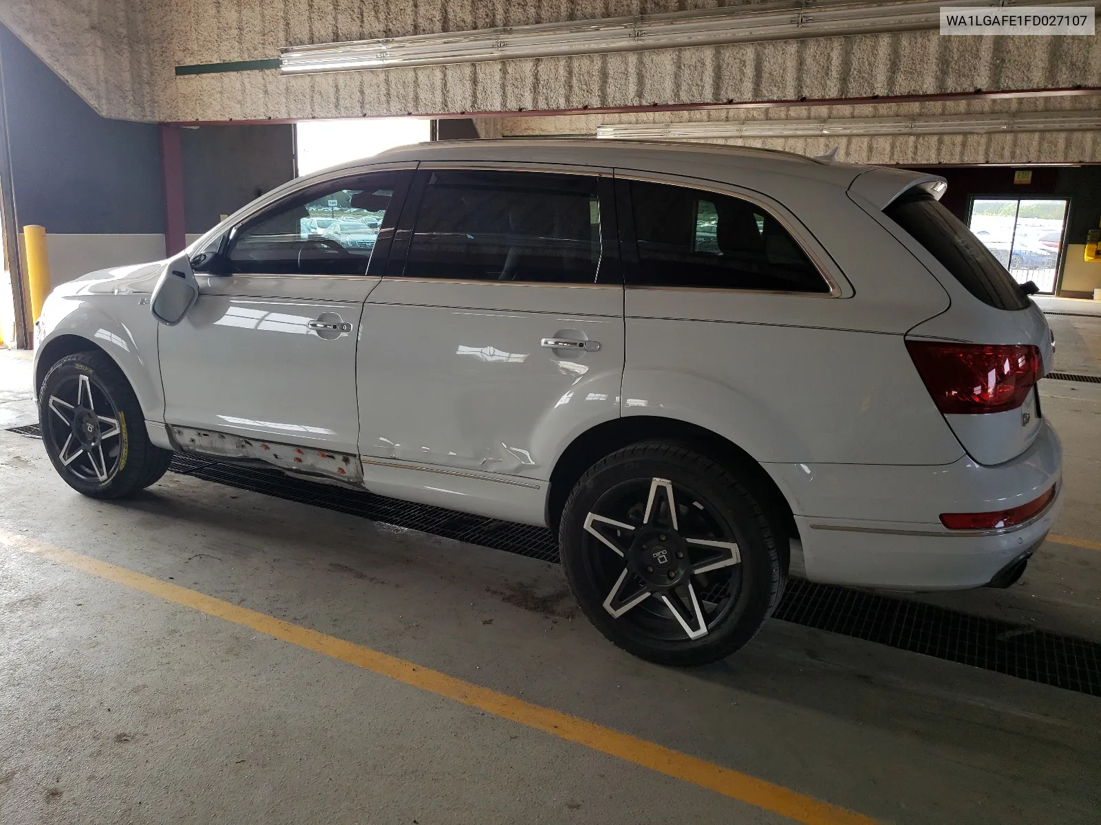 WA1LGAFE1FD027107 2015 Audi Q7 Premium Plus