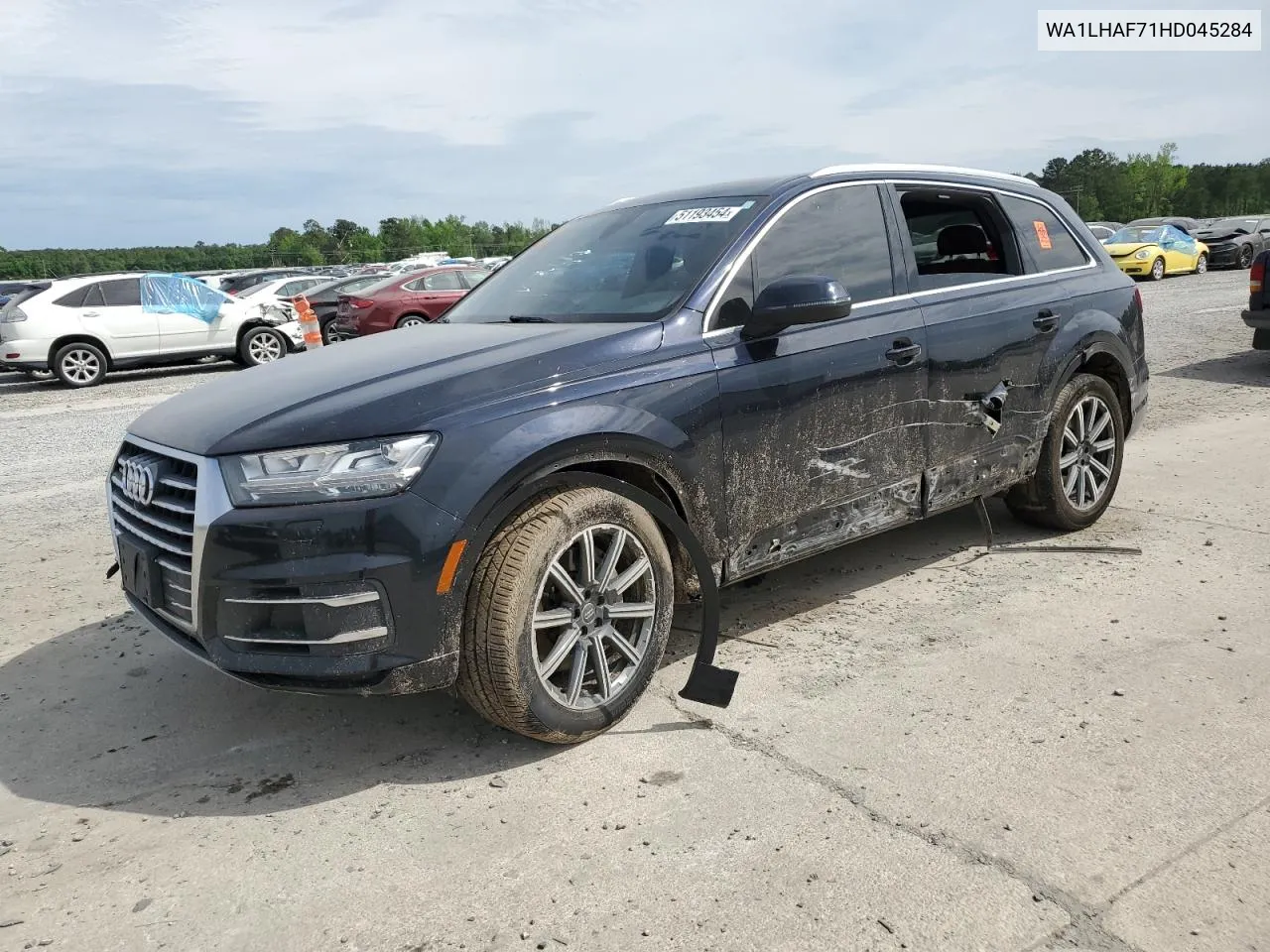 WA1LHAF71HD045284 2017 Audi Q7 Premium Plus