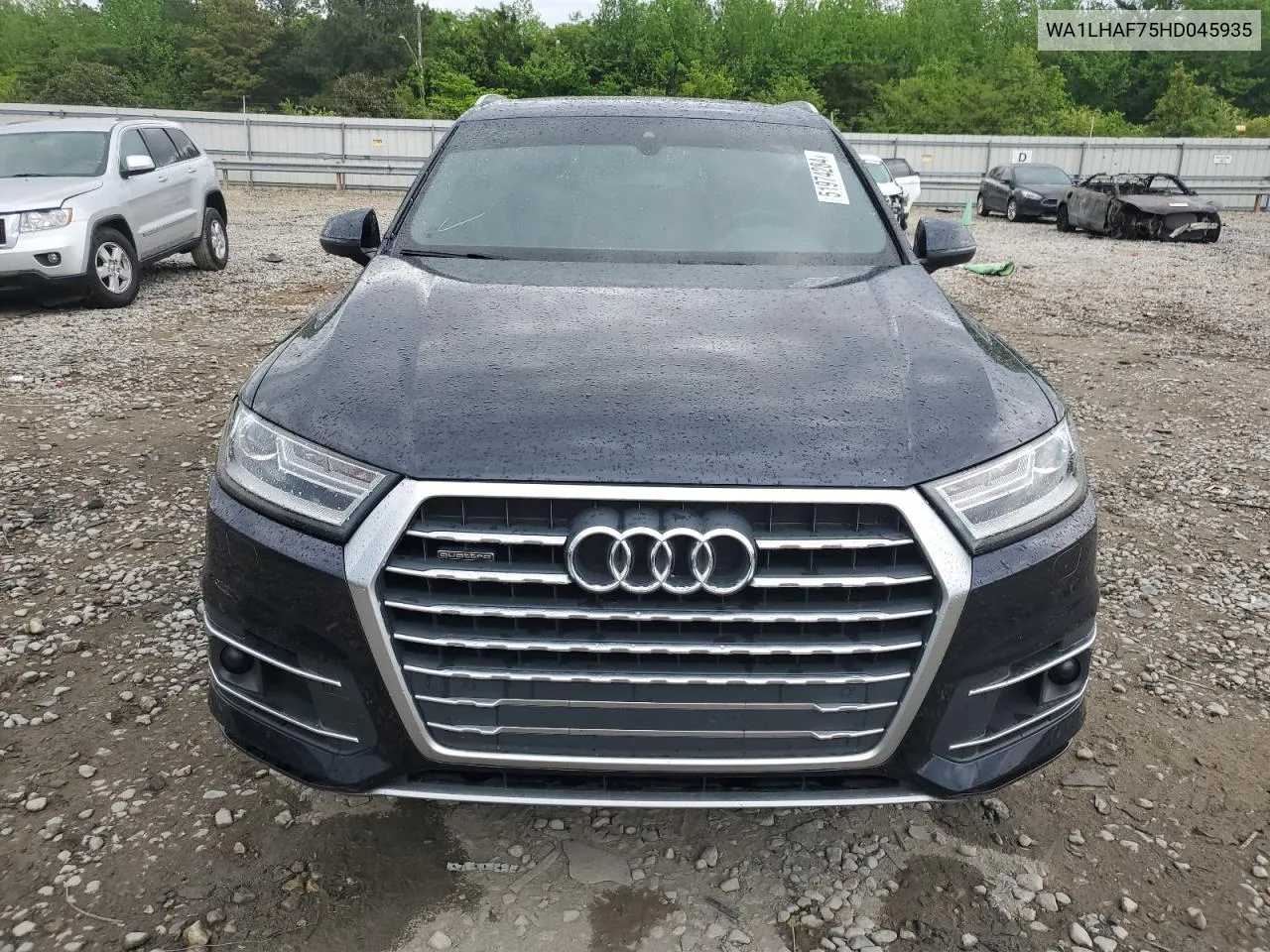 WA1LHAF75HD045935 2017 Audi Q7 Premium Plus