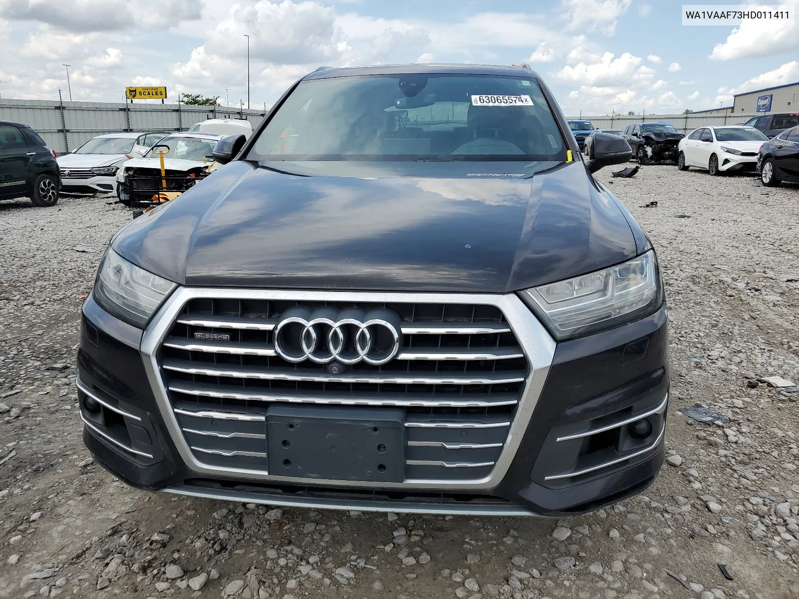 WA1VAAF73HD011411 2017 Audi Q7 Prestige