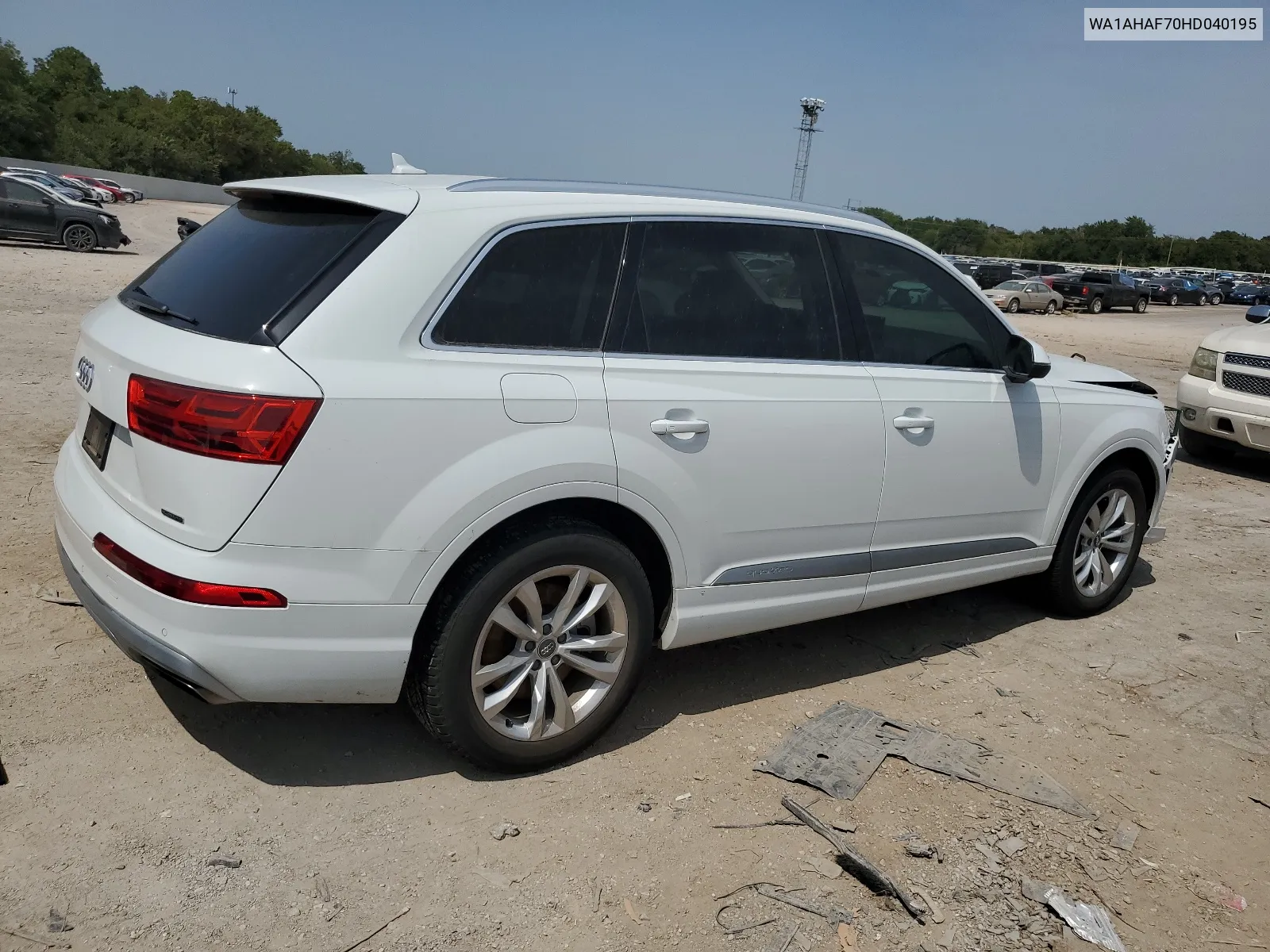 WA1AHAF70HD040195 2017 Audi Q7 Premium