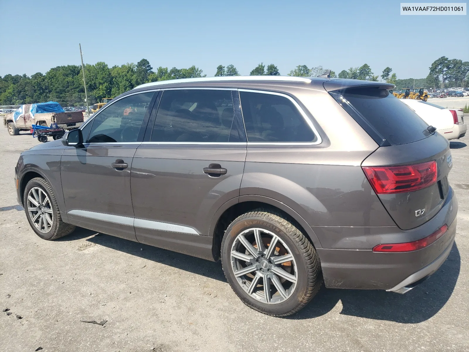 WA1VAAF72HD011061 2017 Audi Q7 Prestige