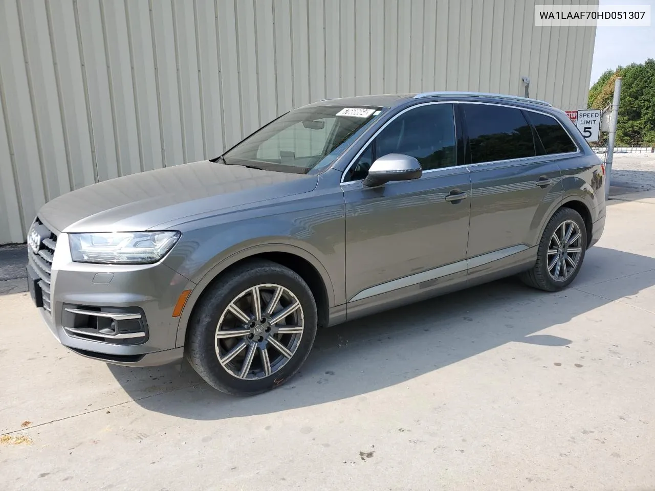 2017 Audi Q7 Premium Plus VIN: WA1LAAF70HD051307 Lot: 67668664