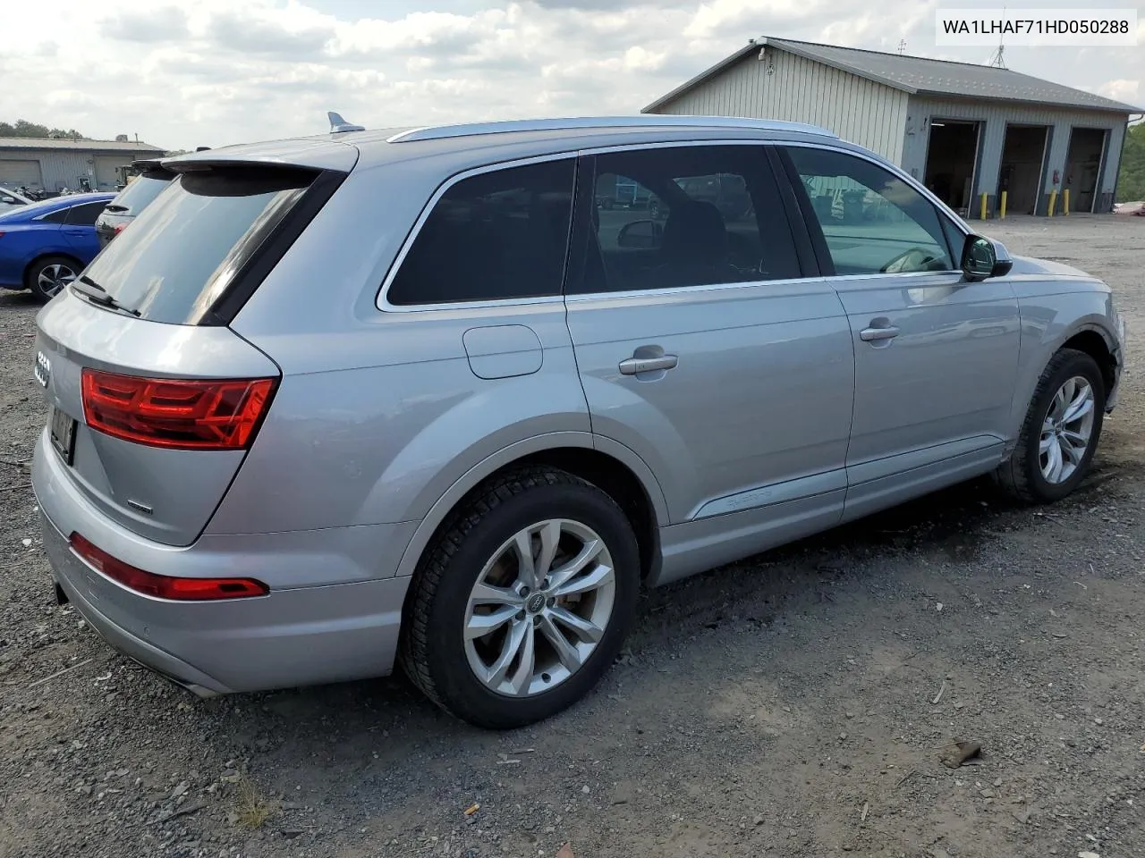 WA1LHAF71HD050288 2017 Audi Q7 Premium Plus